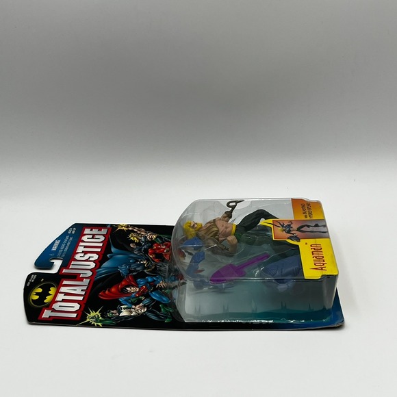 AQUAMAN Total Justice Action Figure DC Comics 1996 Vintage Kenner - Picture 3 of 9